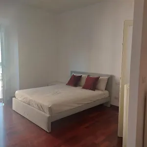 https://brera-milano.italymilanhotels.net